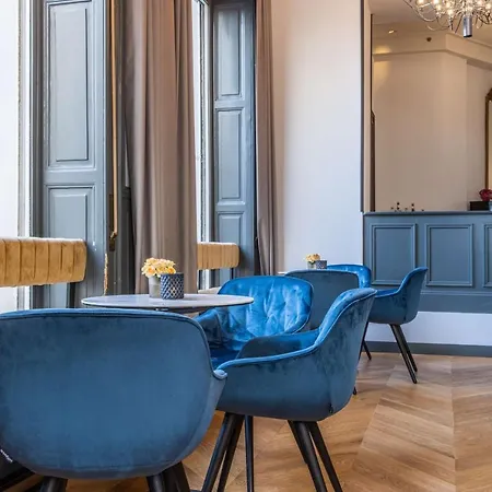 Radisson Blu Schwarzer Bock מלון