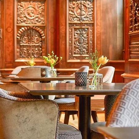 Ξενοδοχείο Radisson Blu Schwarzer Bock 4*