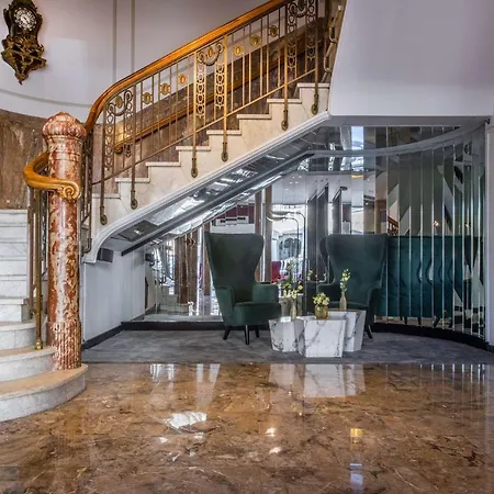 Radisson Blu Schwarzer Bock Szálloda 4*