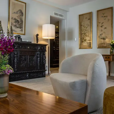 Radisson Blu Schwarzer Bock Szálloda 4*