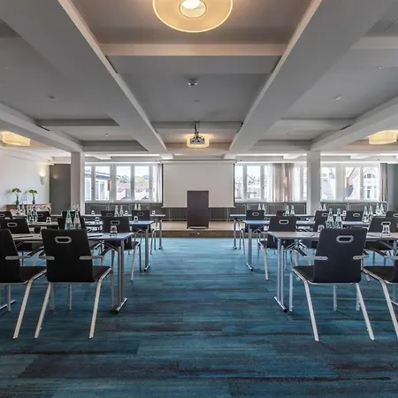 Radisson Blu Schwarzer Bock 4*