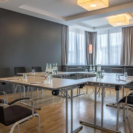 מלון Radisson Blu Schwarzer Bock ויסבאדן