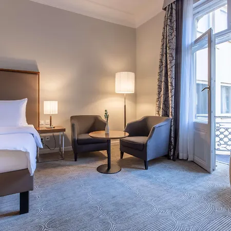 Radisson Blu Schwarzer Bock מלון