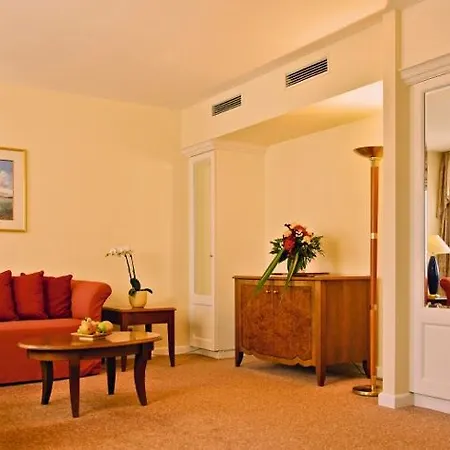 Radisson Blu Schwarzer Bock 4*