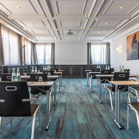 Radisson Blu Schwarzer Bock ויסבאדן