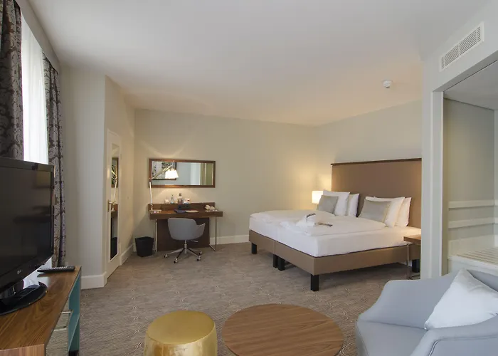 Radisson Blu Schwarzer Bock 4*