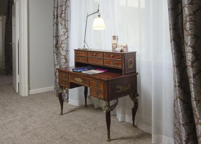 Radisson Blu Schwarzer Bock 4*