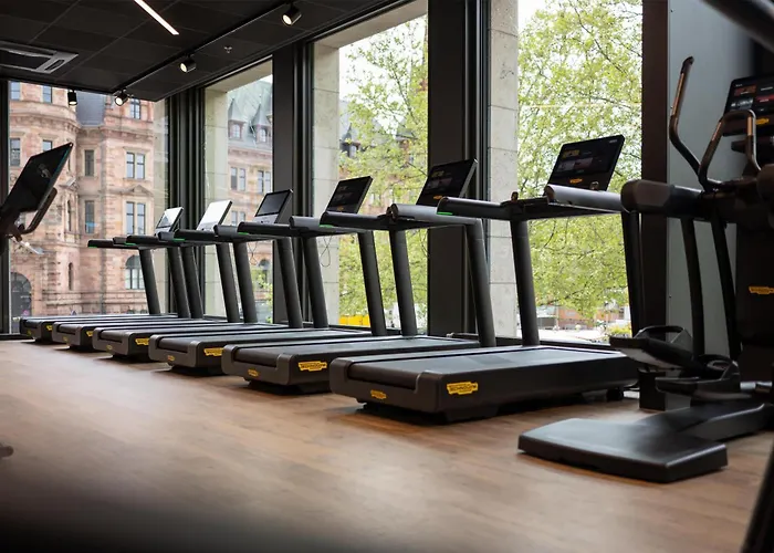 Отель Radisson Blu Schwarzer Bock